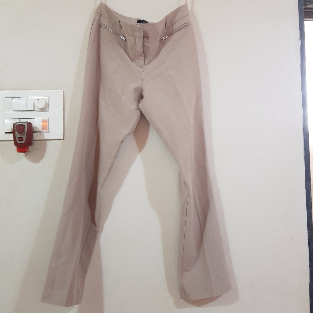 Beige trouser - Picture 3 of 5